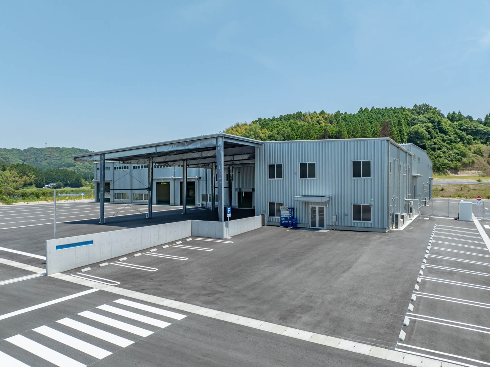 Exterior-1.JPG