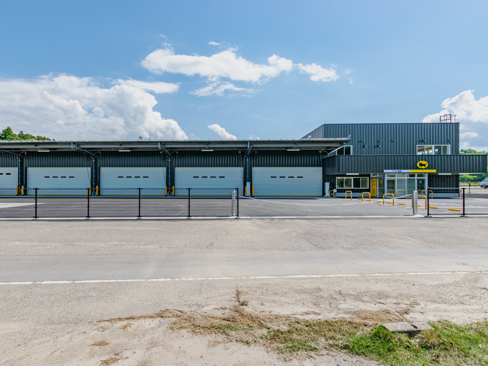 Exterior-4.JPG