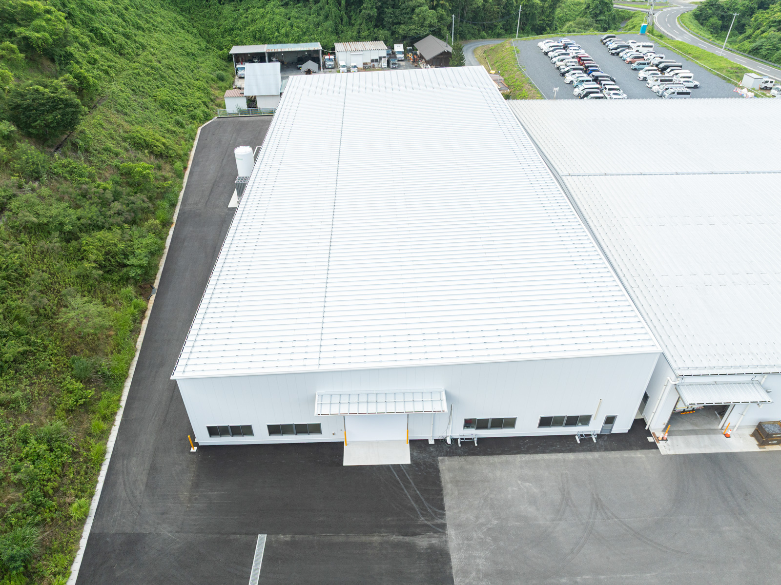 Exterior-3.JPG