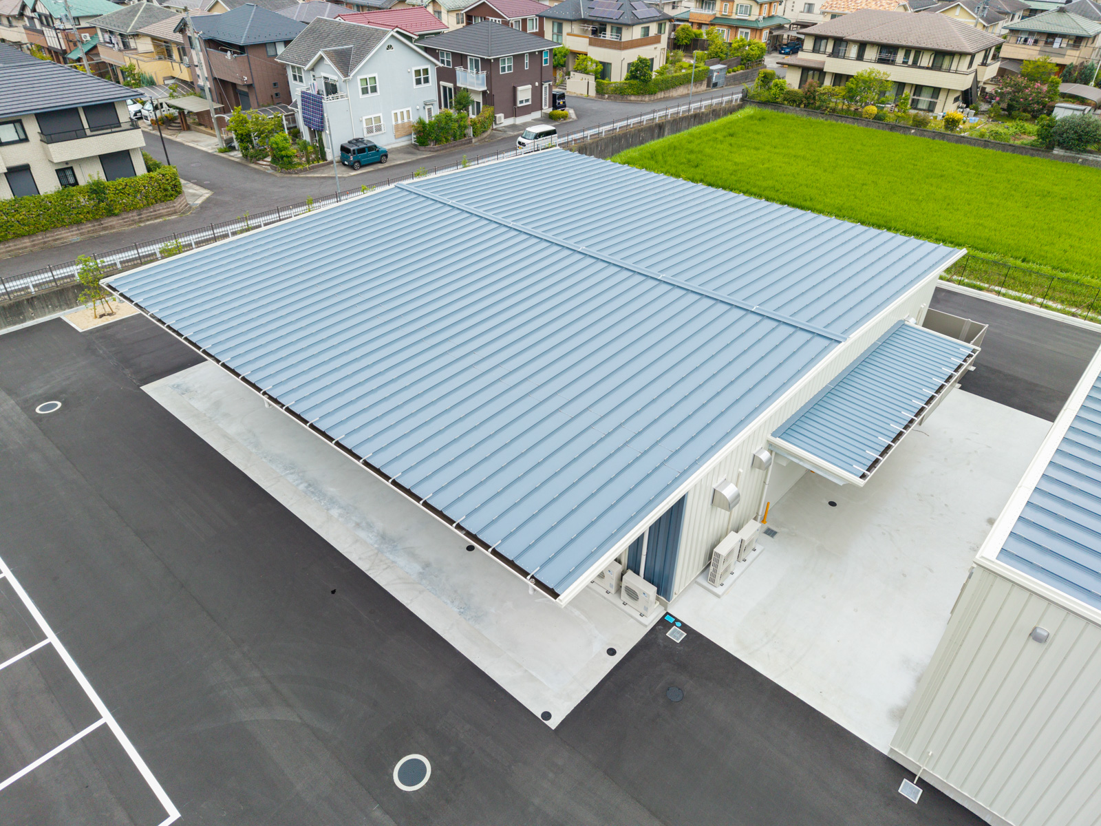 Exterior-3.JPG