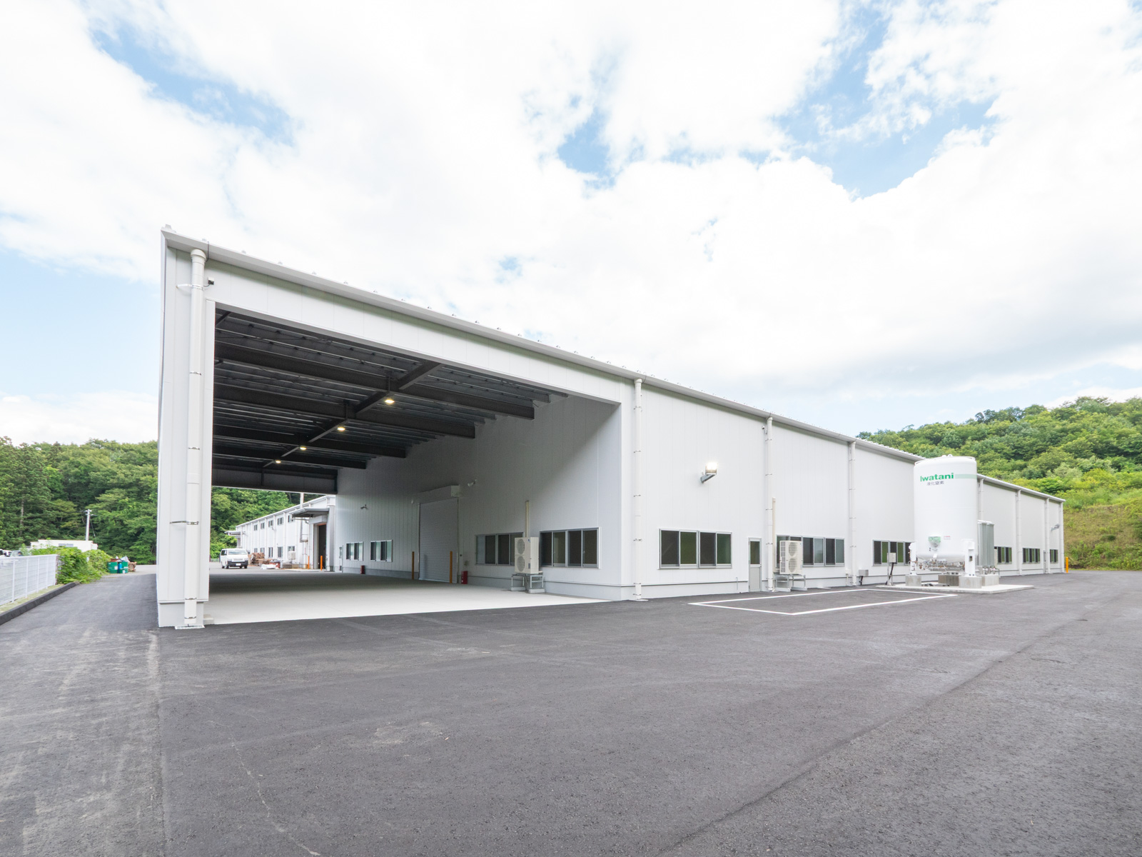 Exterior-5.JPG