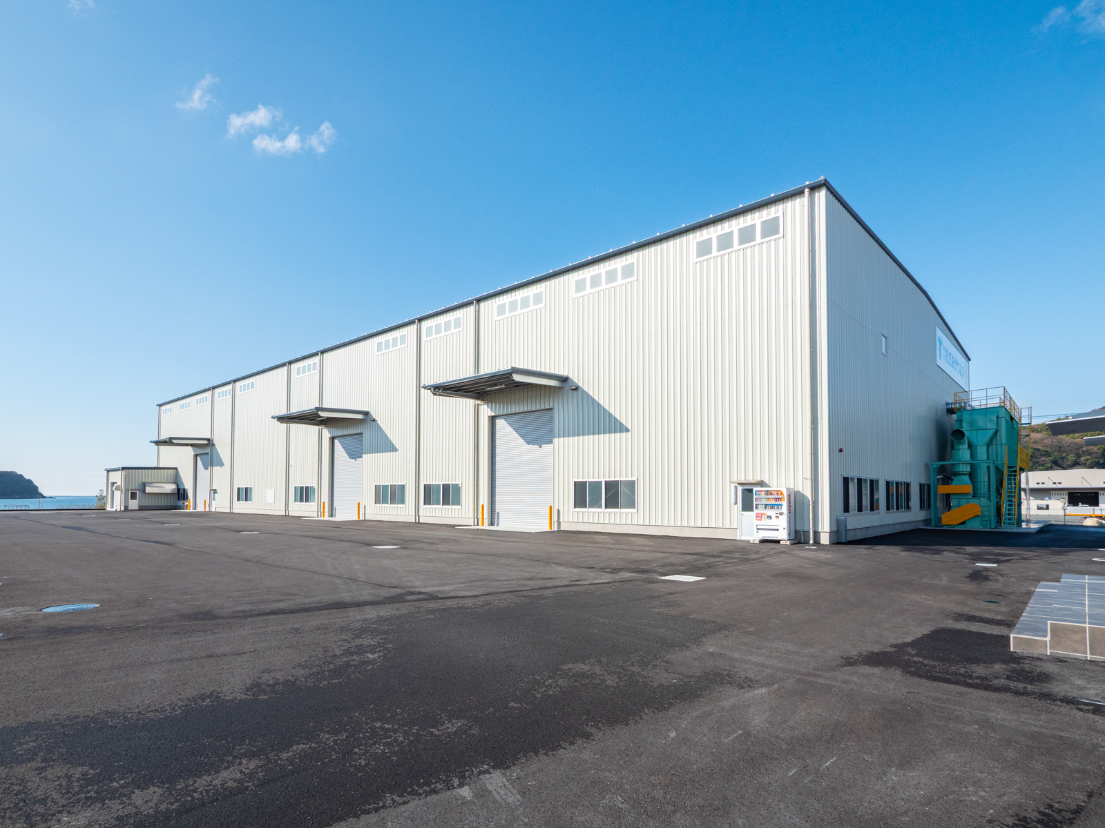 Exterior-5.JPG