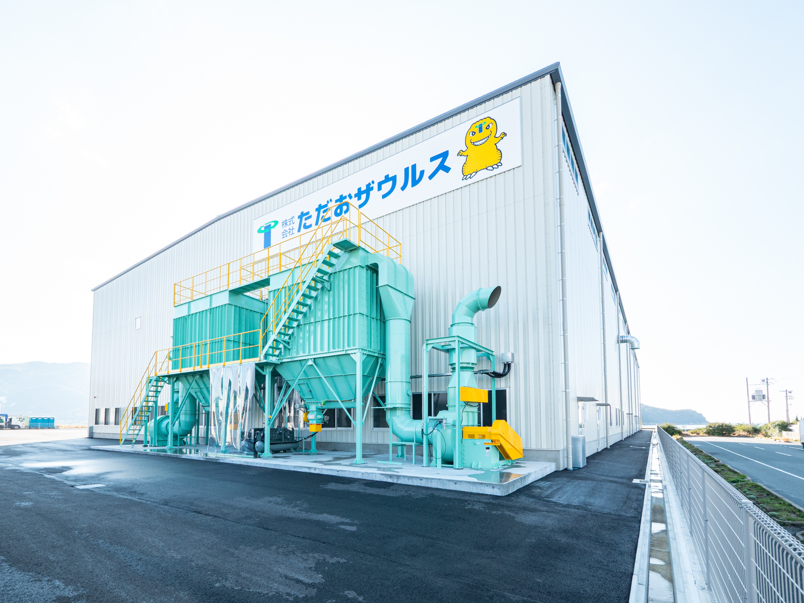 Exterior-4.JPG