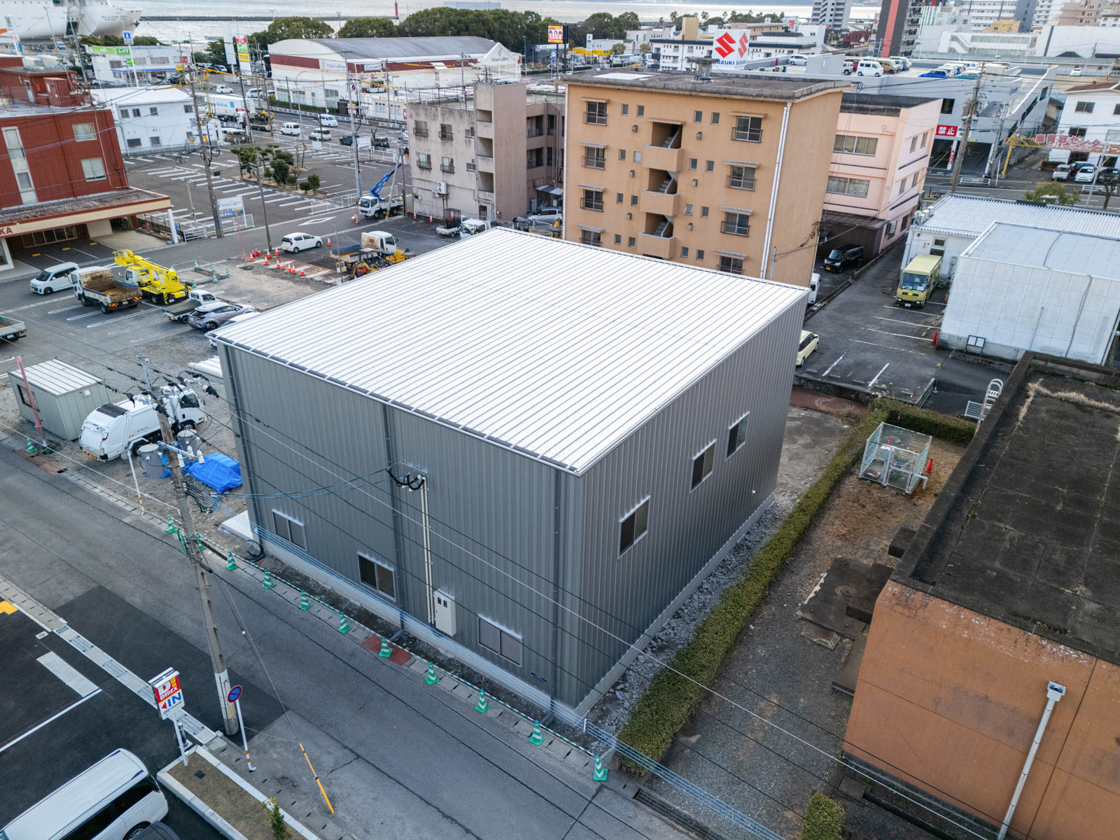 Exterior-3.JPG