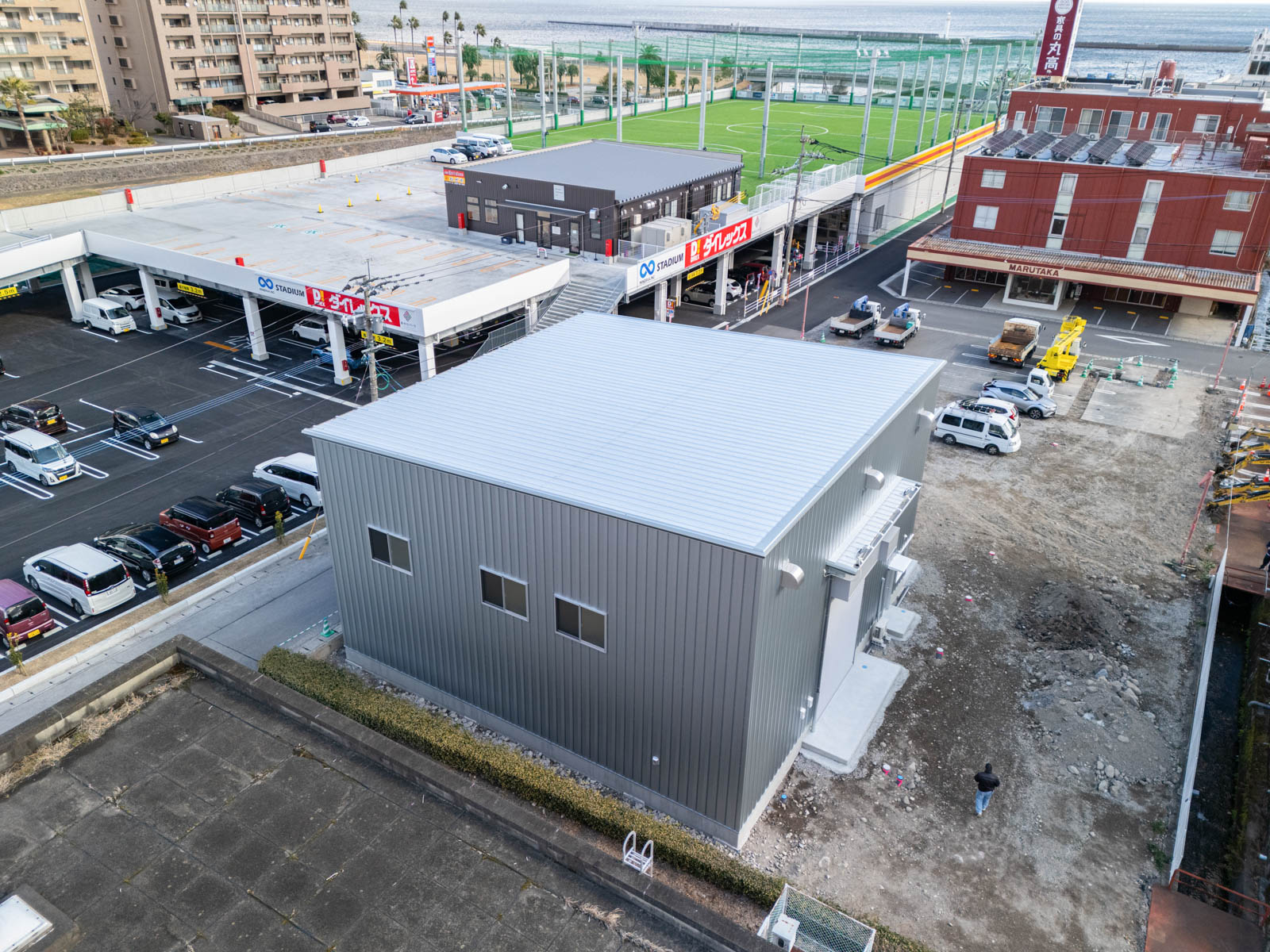 Exterior-4.JPG