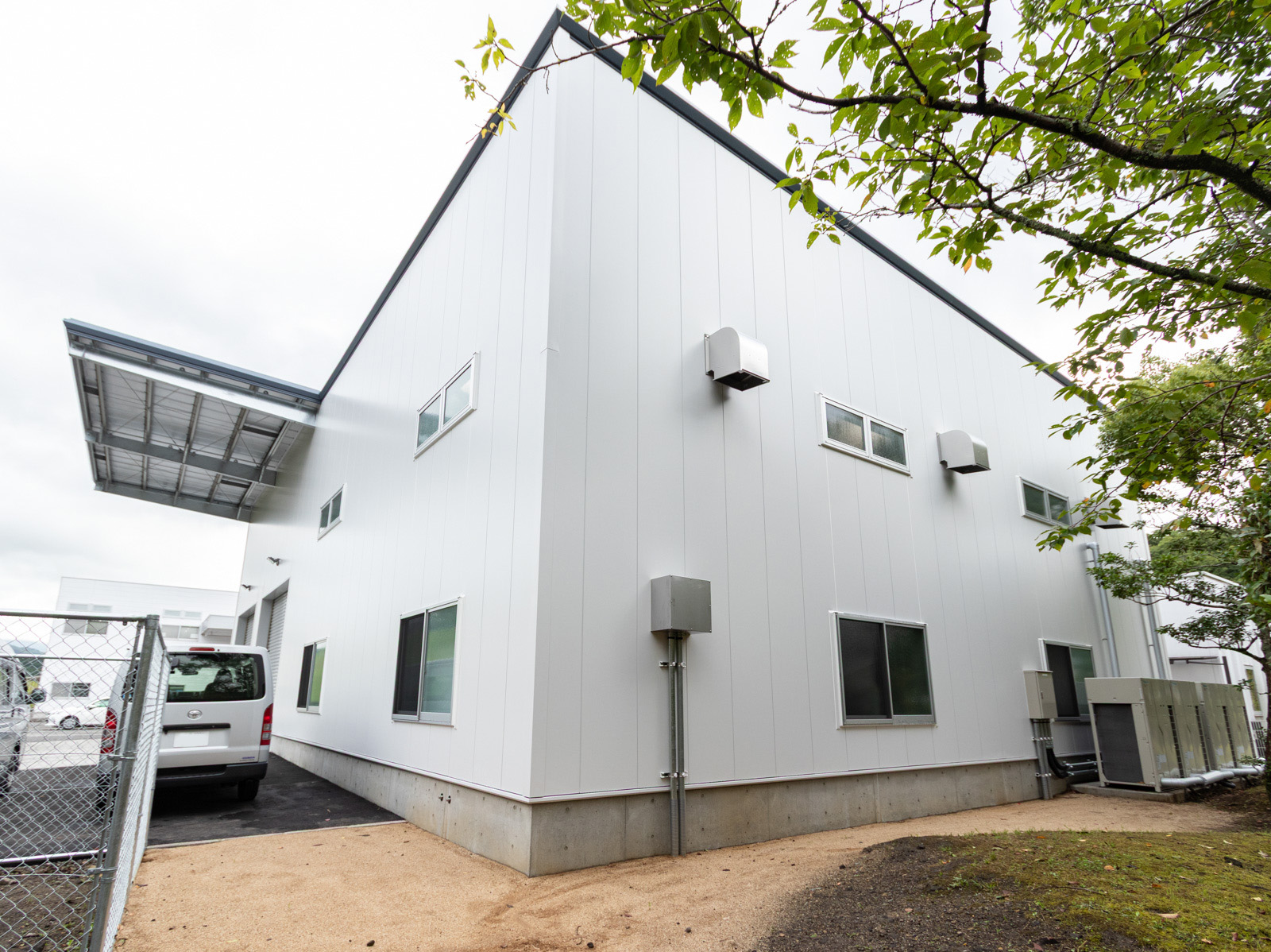 Exterior-5.JPG