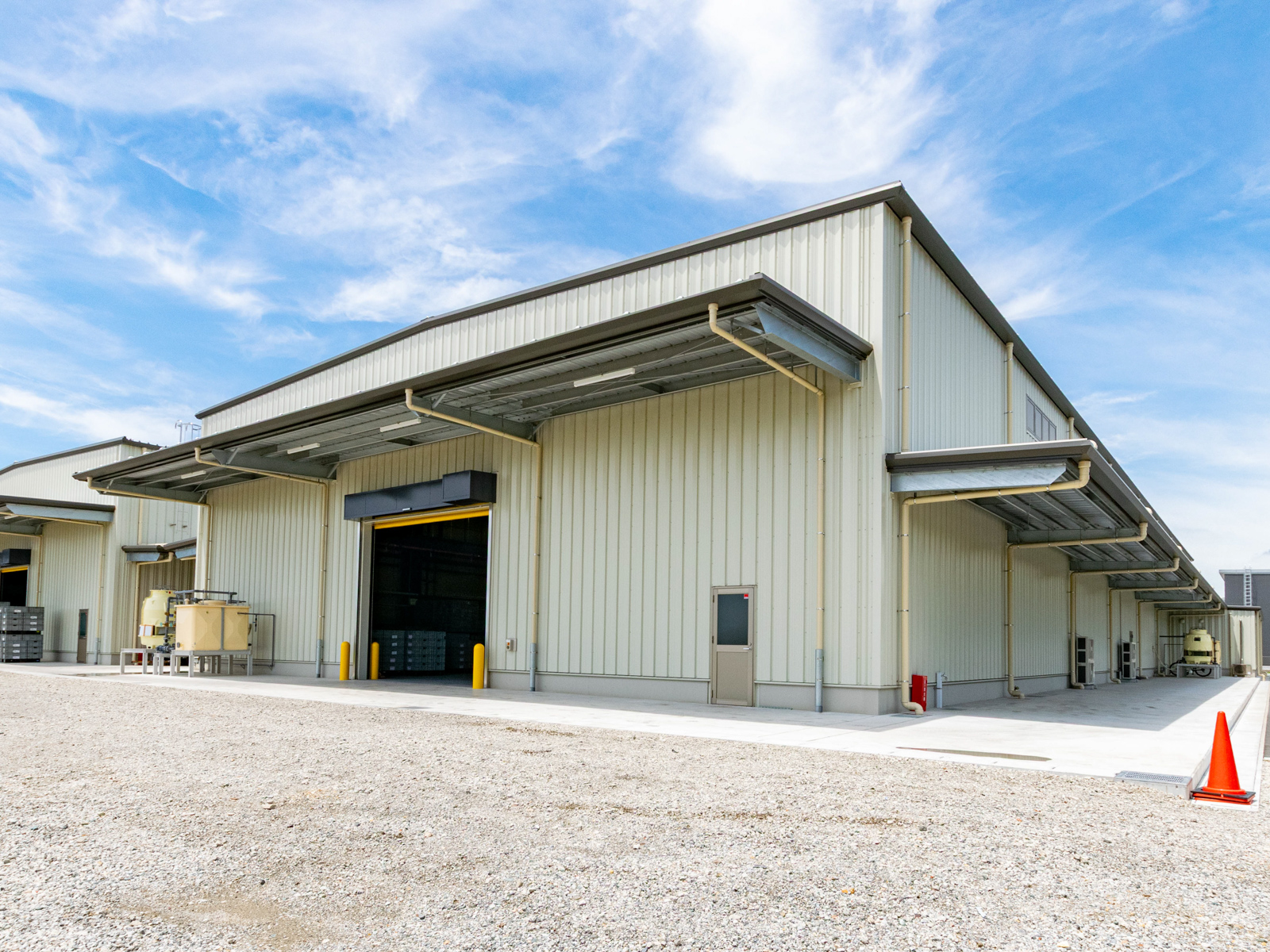 Exterior-3.JPG