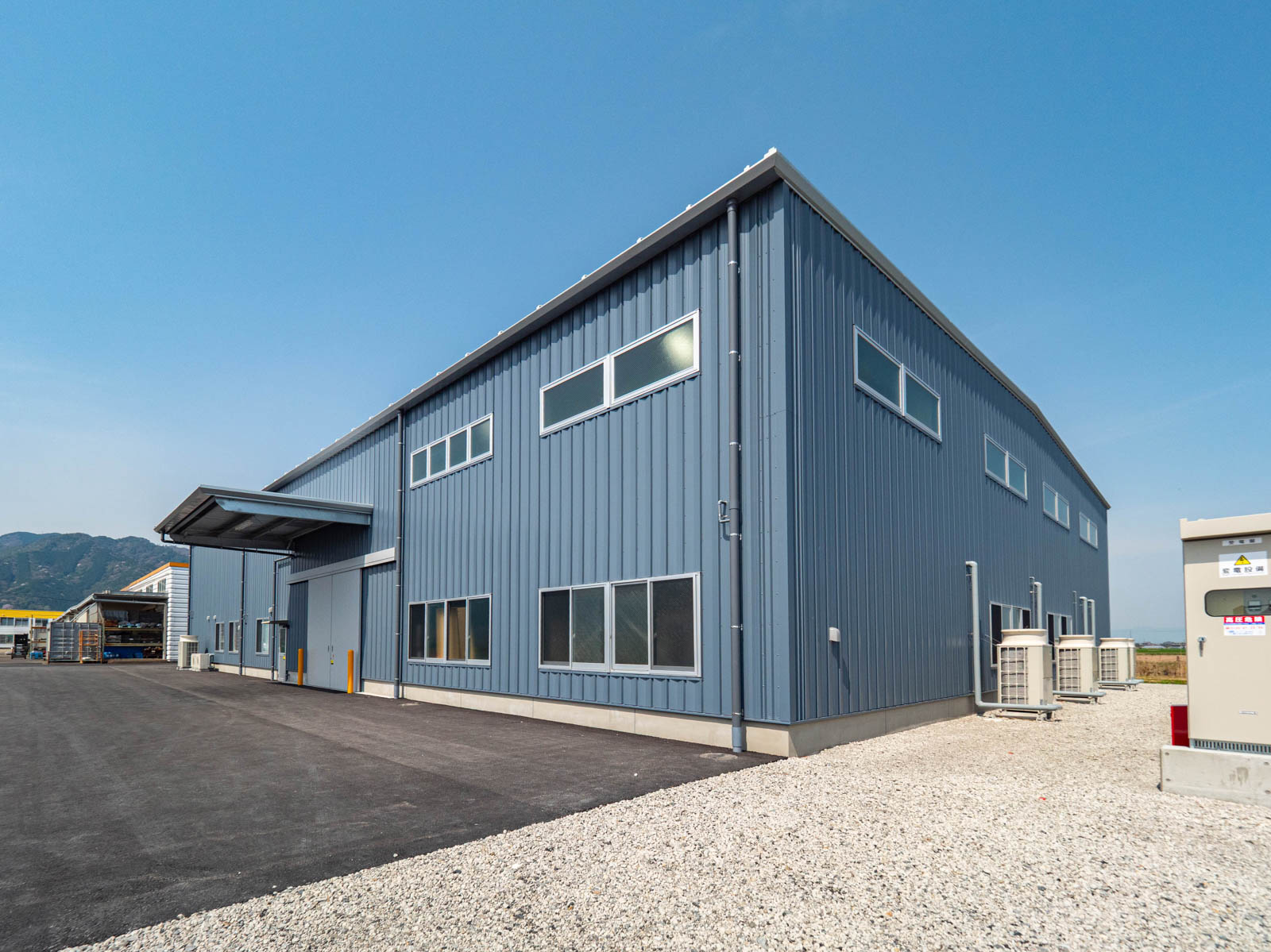 Exterior-5.JPG