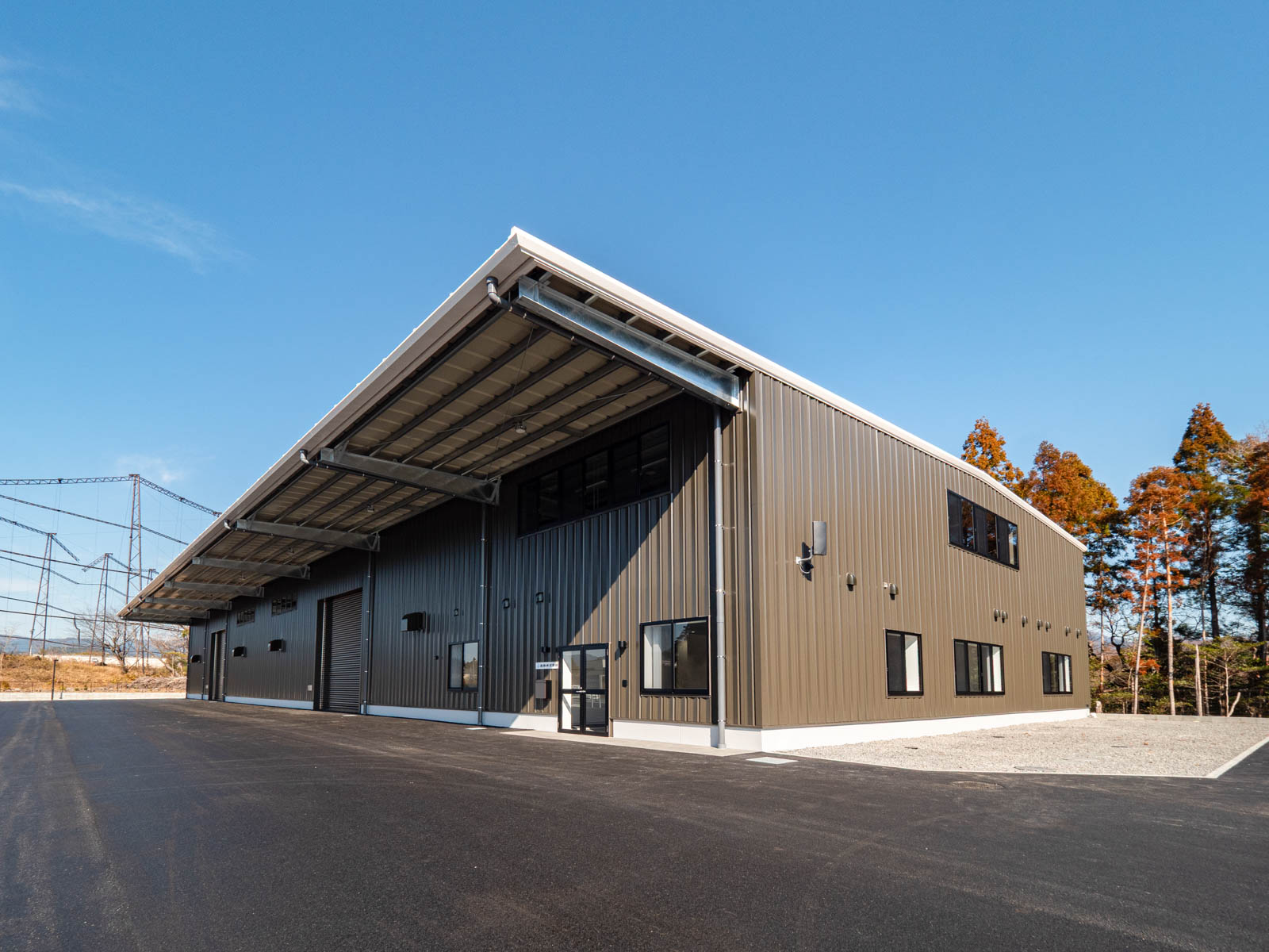 Exterior-5.JPG