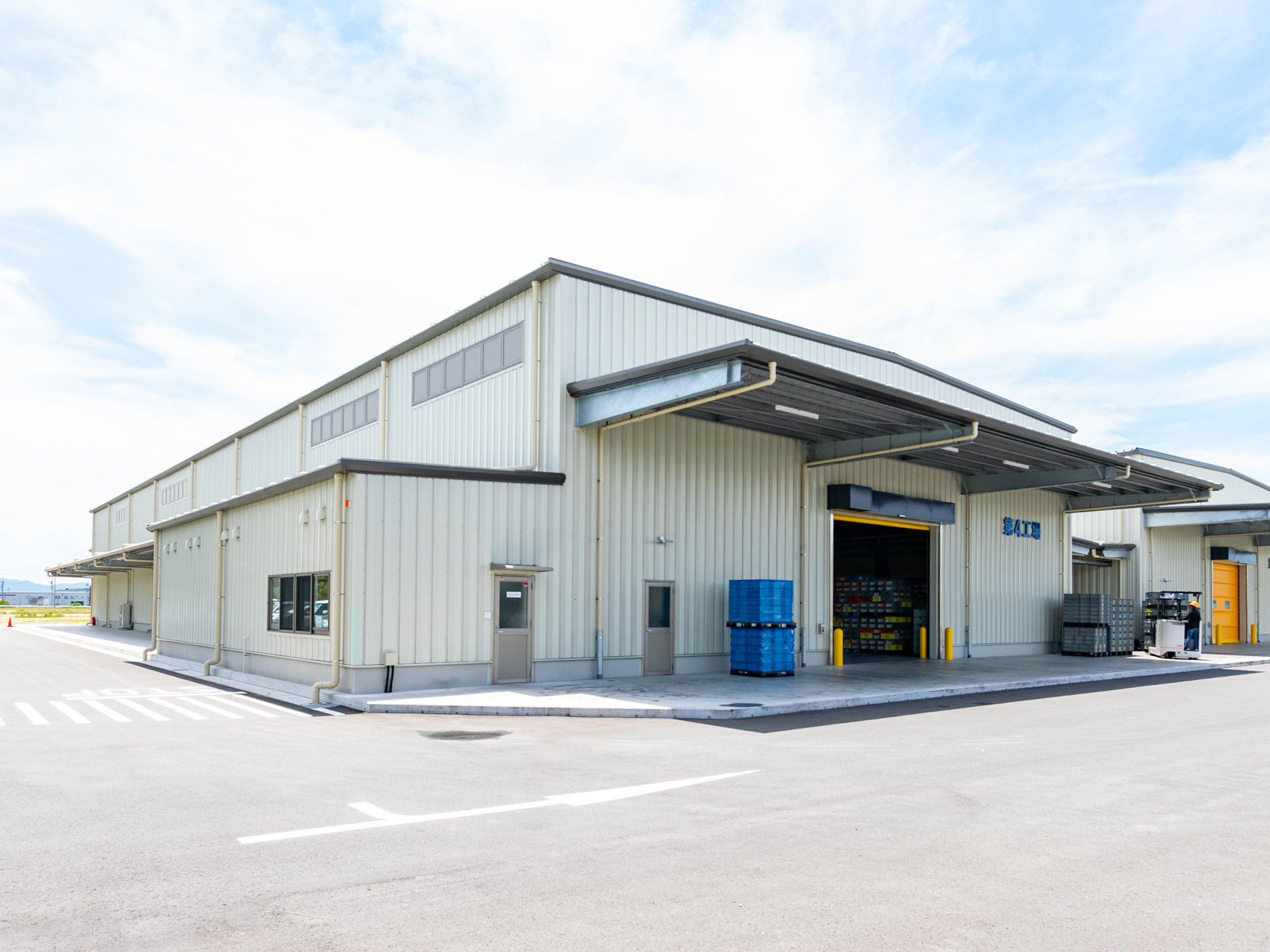 Exterior-5.JPG