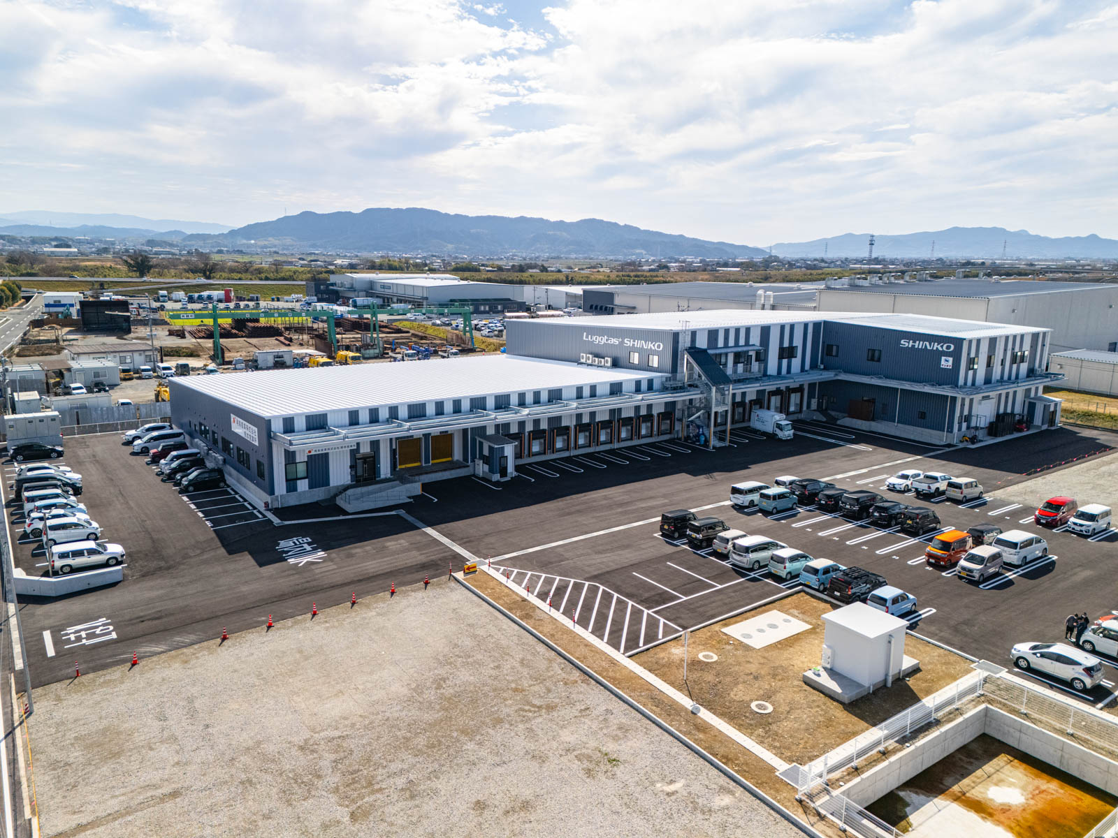 株式会社新興運送 第三物流センター