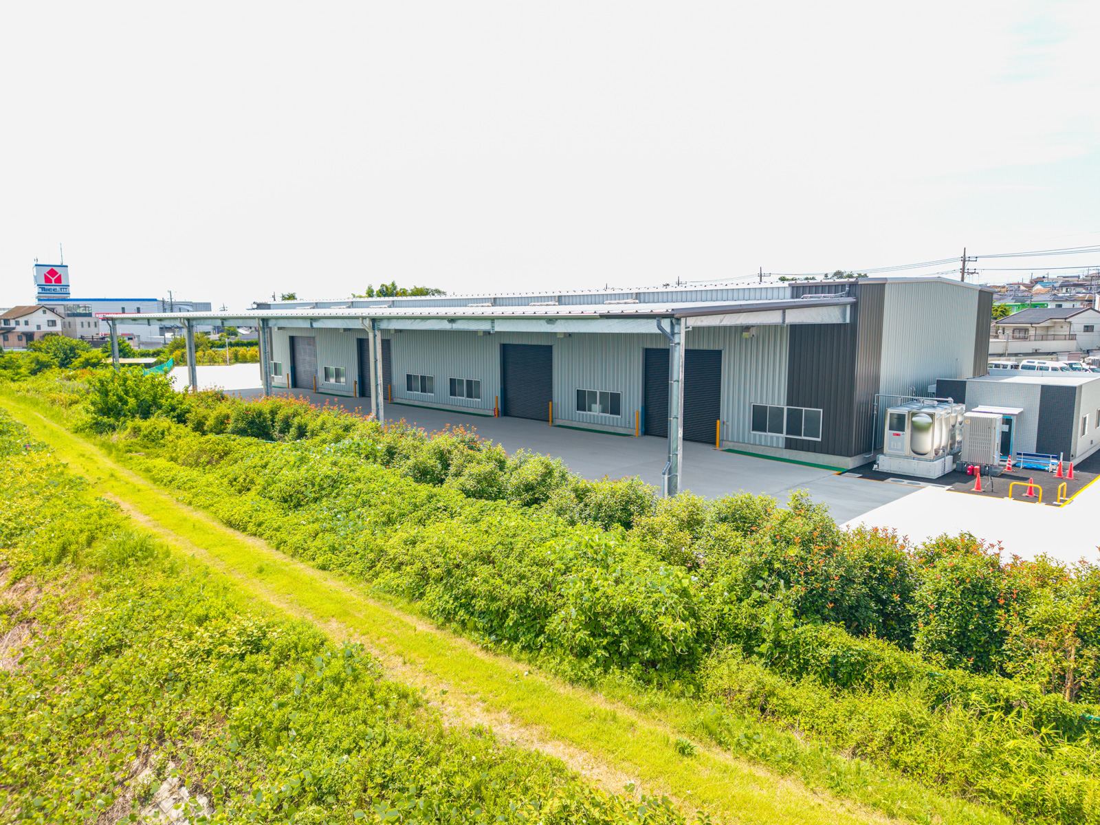 Exterior-3.JPG