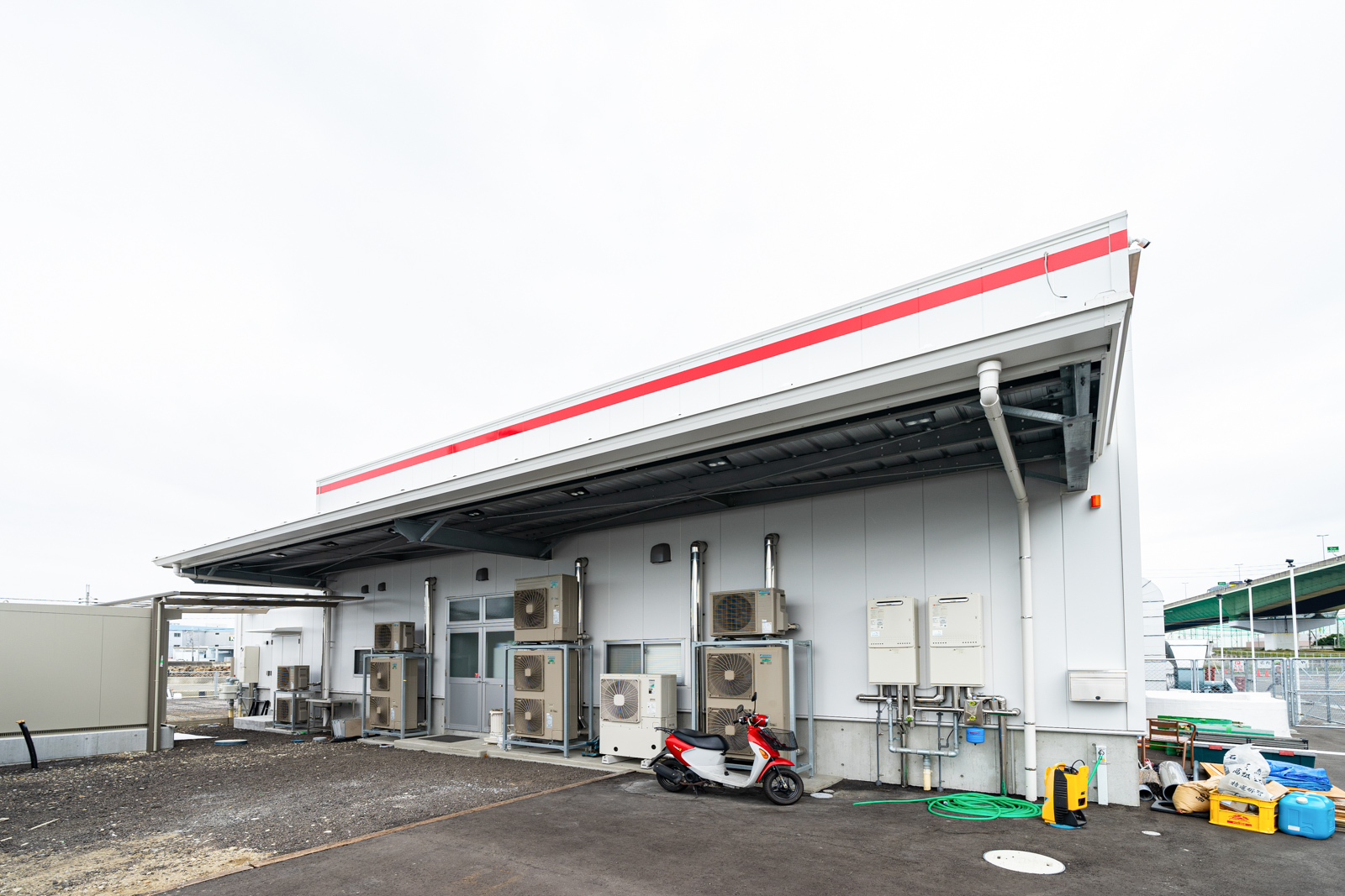 Exterior-5.JPG
