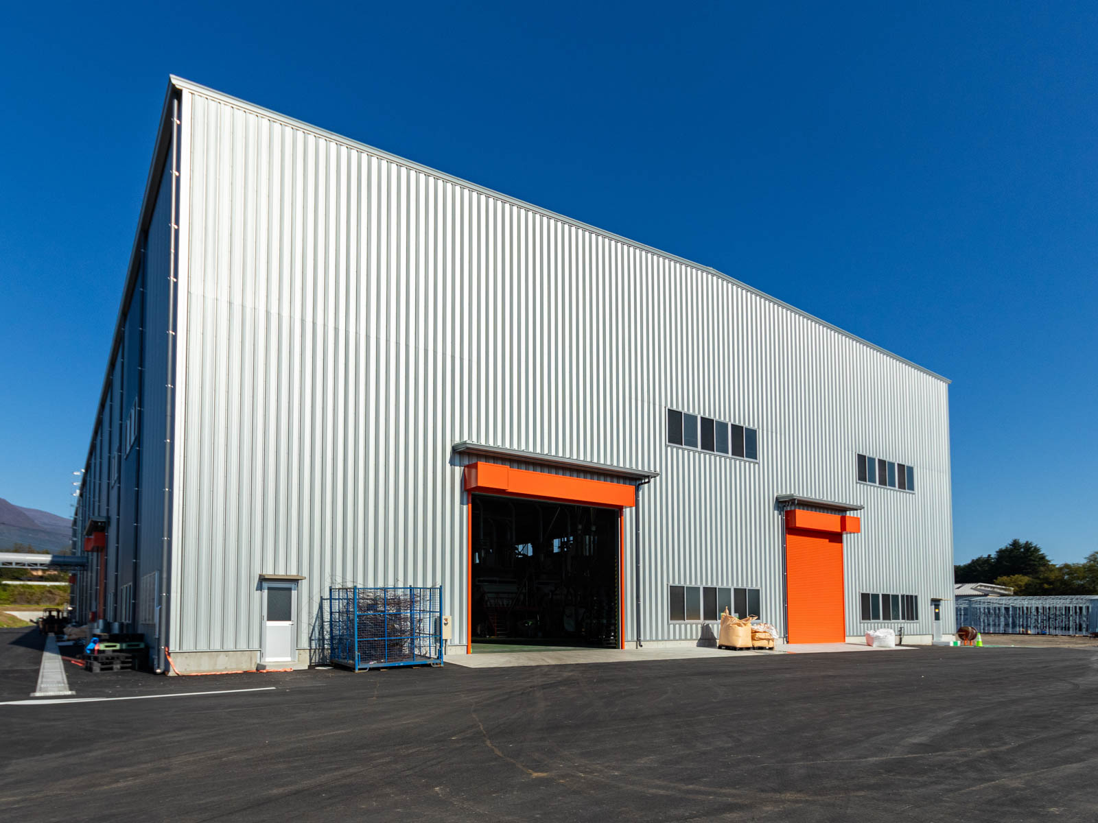 Exterior-5.JPG