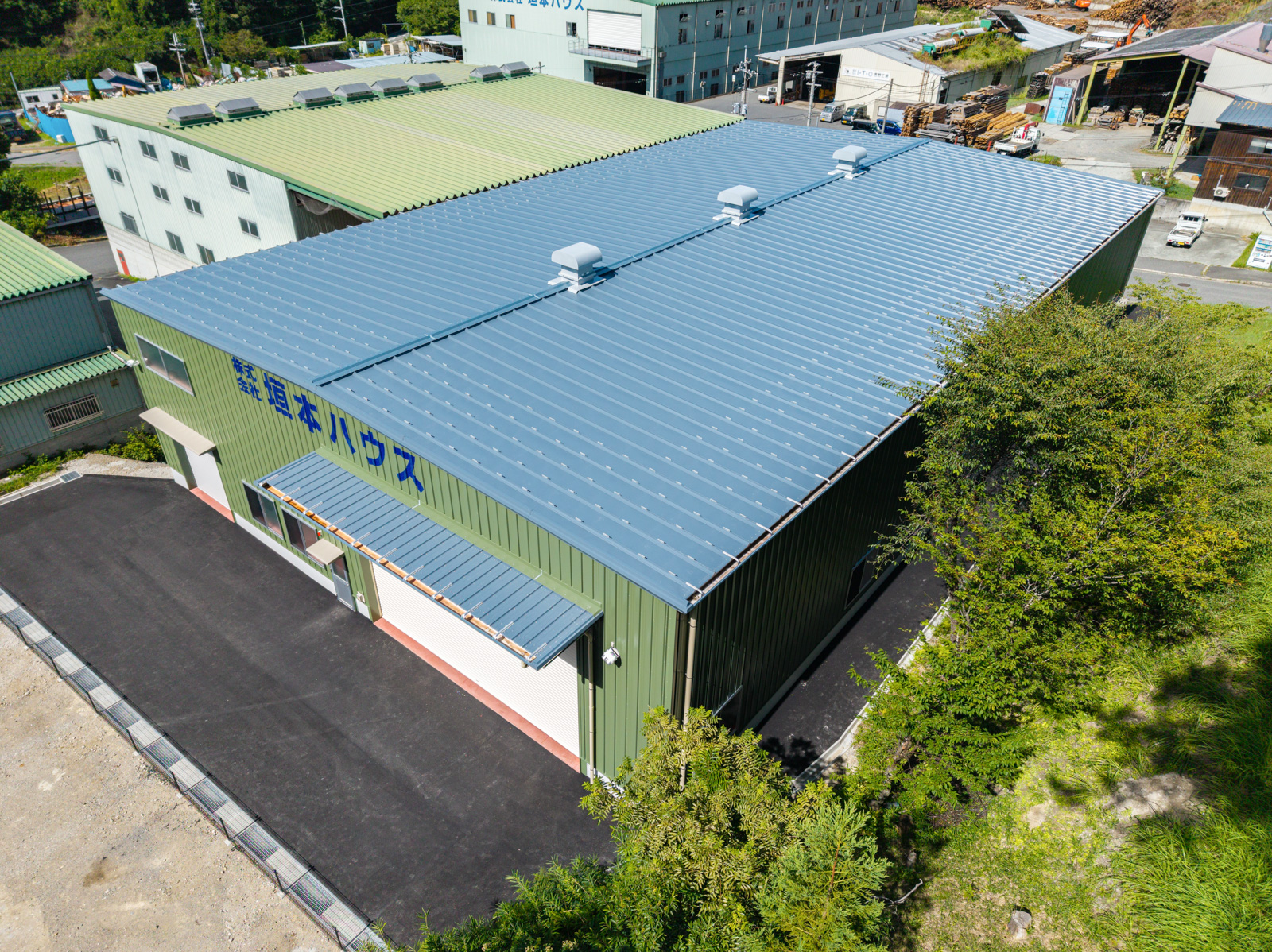 Exterior-2.JPG