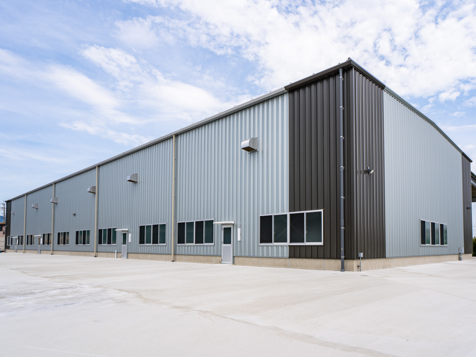 Exterior-4.JPG
