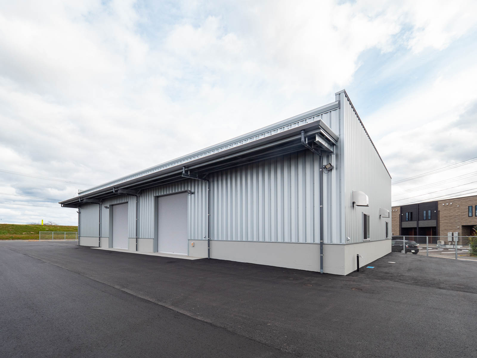 Exterior-5.JPG