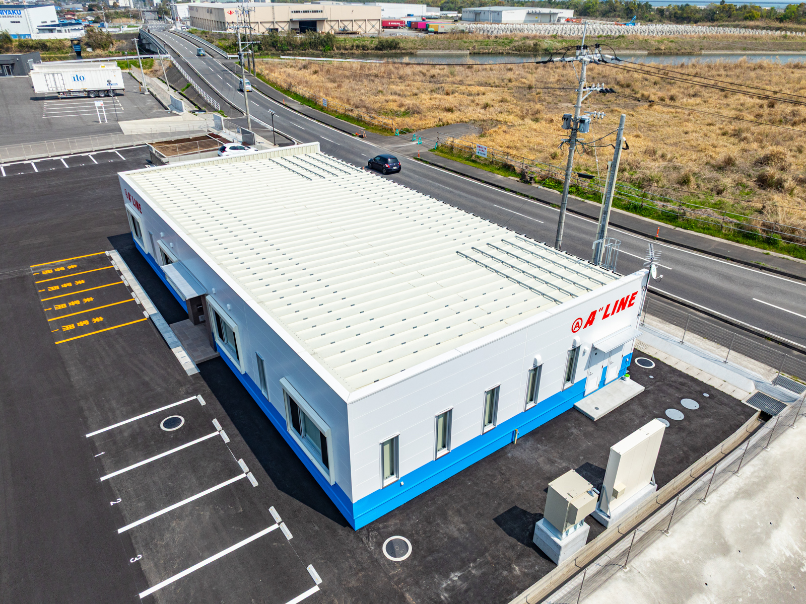 Exterior-3.JPG