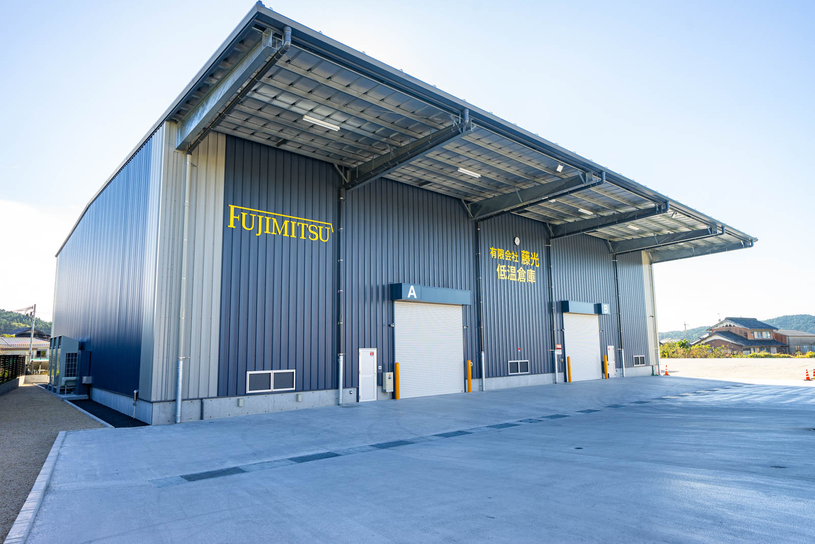 Exterior-5.JPG