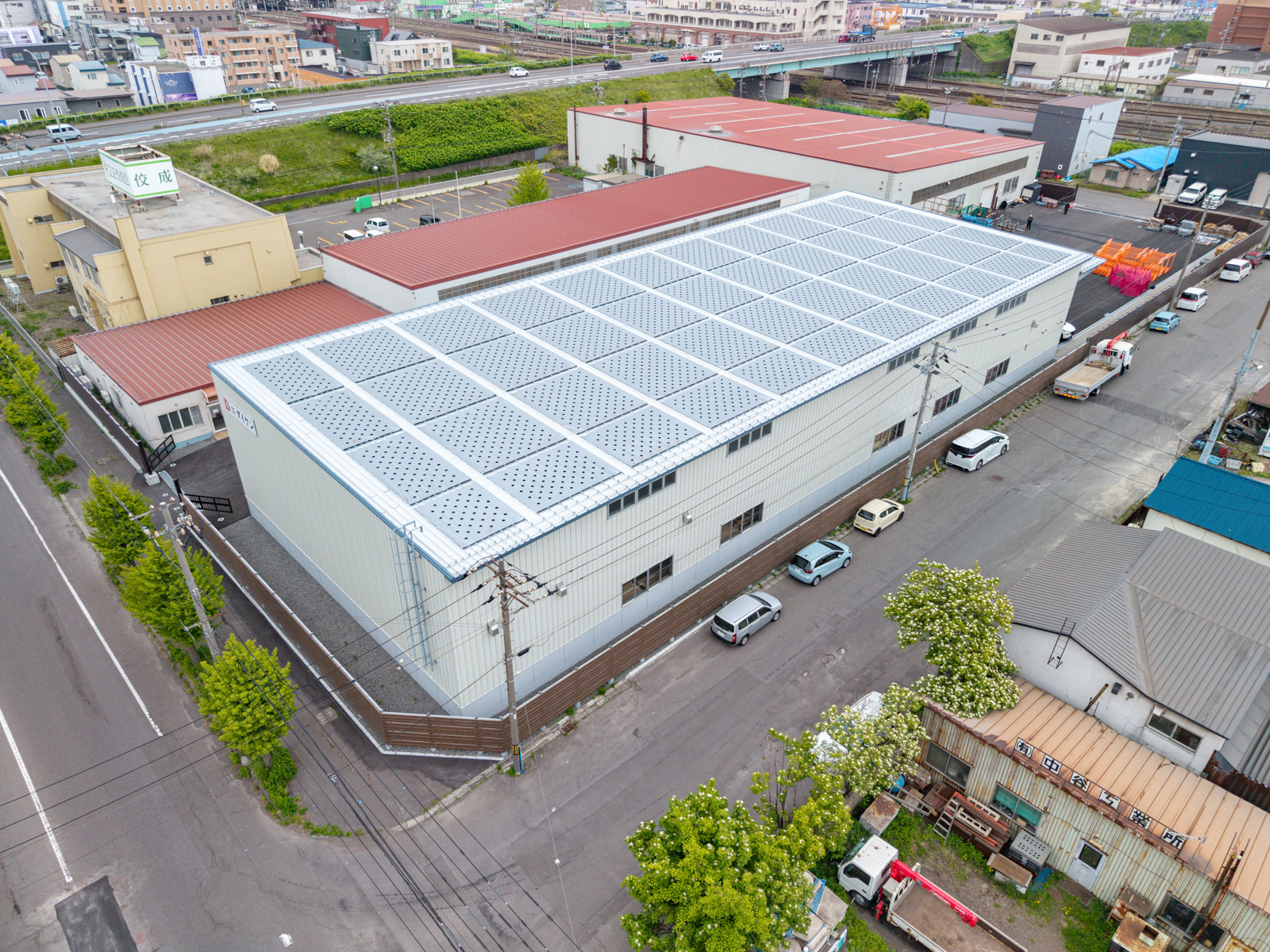 Exterior-3.JPG