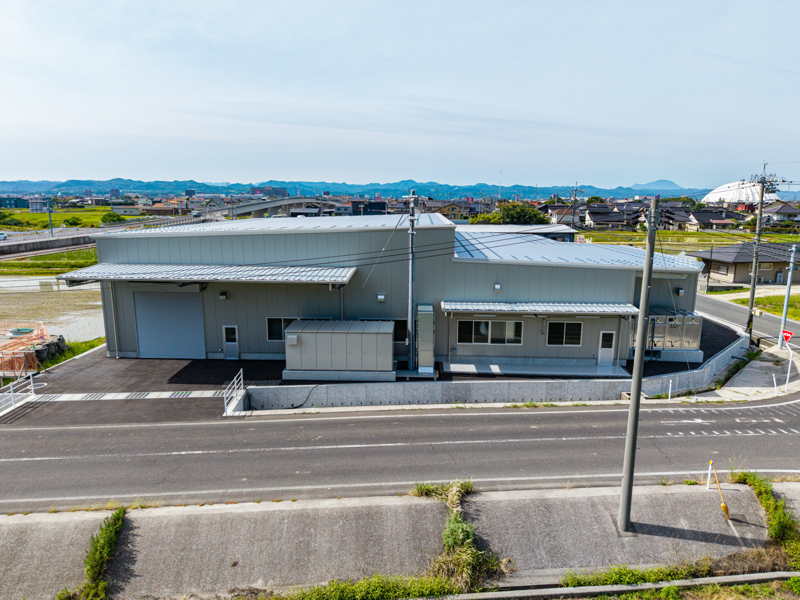 Exterior-5.JPG
