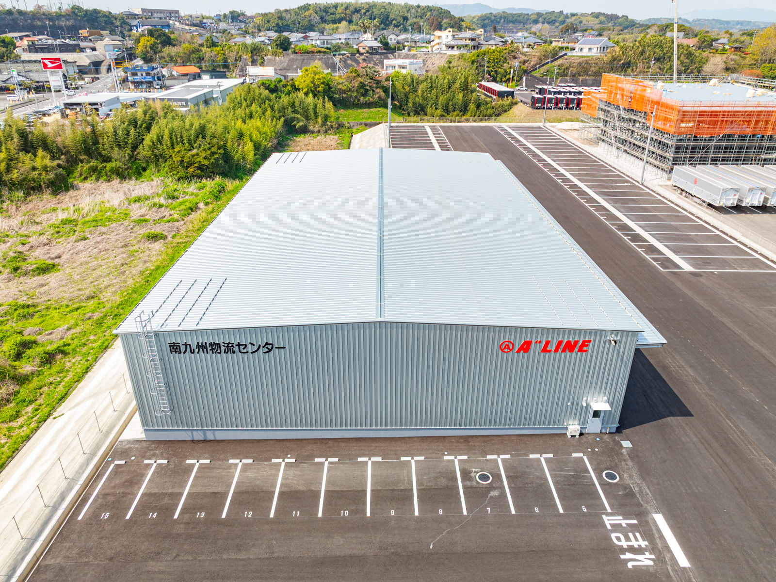 Exterior-5.JPG