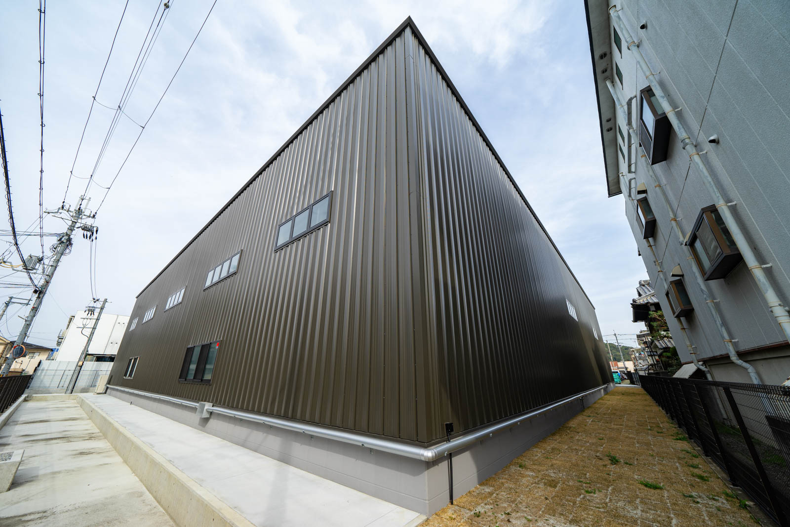Exterior-5.JPG