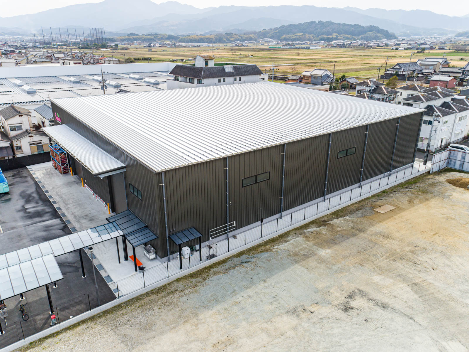 Exterior-2.JPG