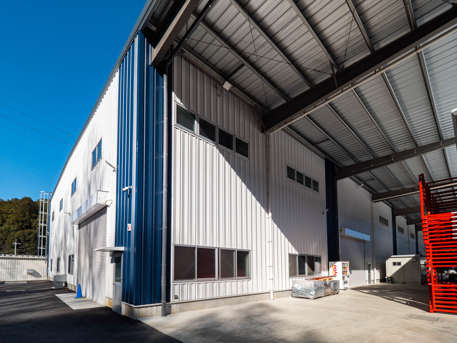 Exterior-5.JPG