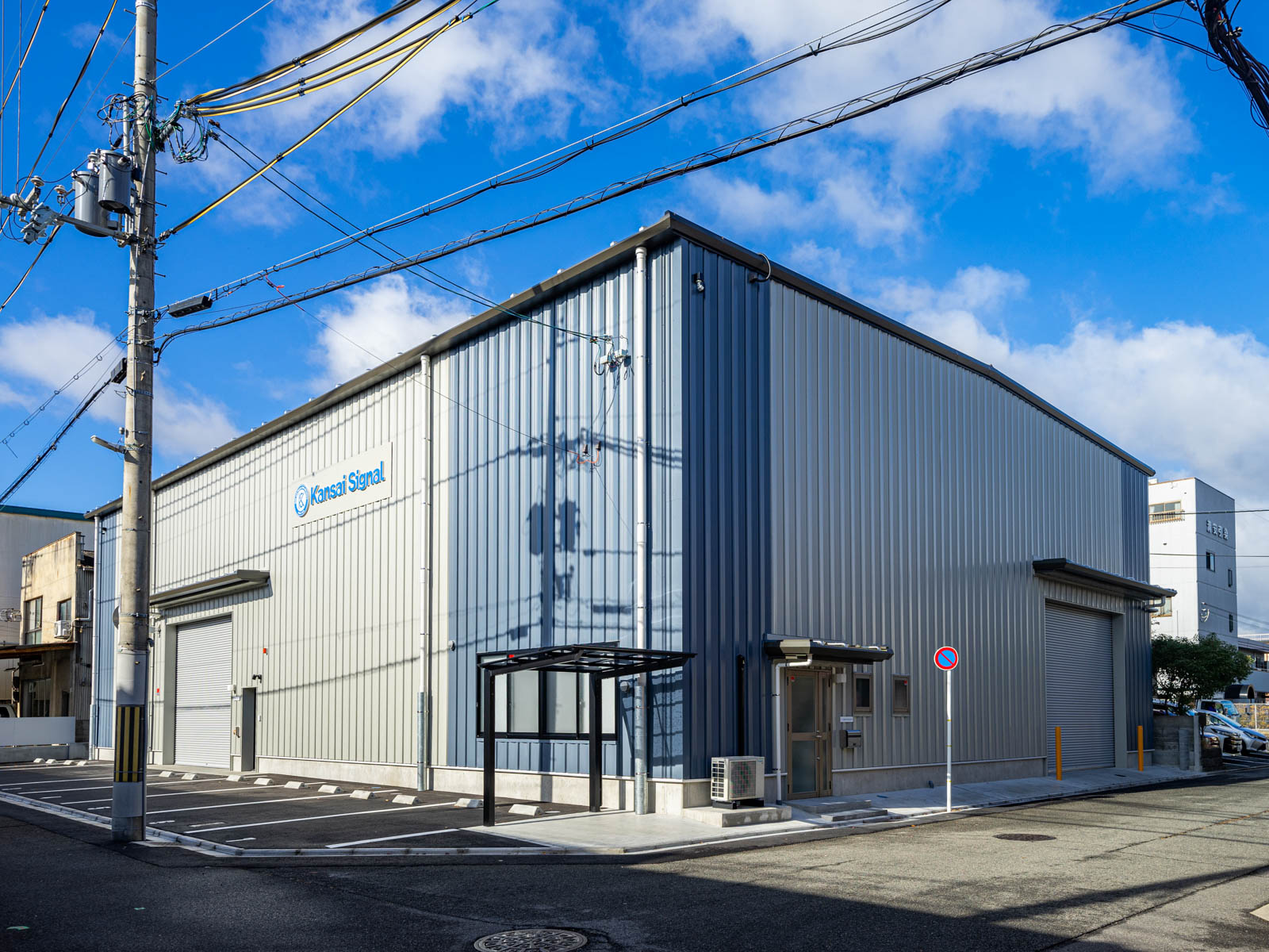 Exterior-5.JPG