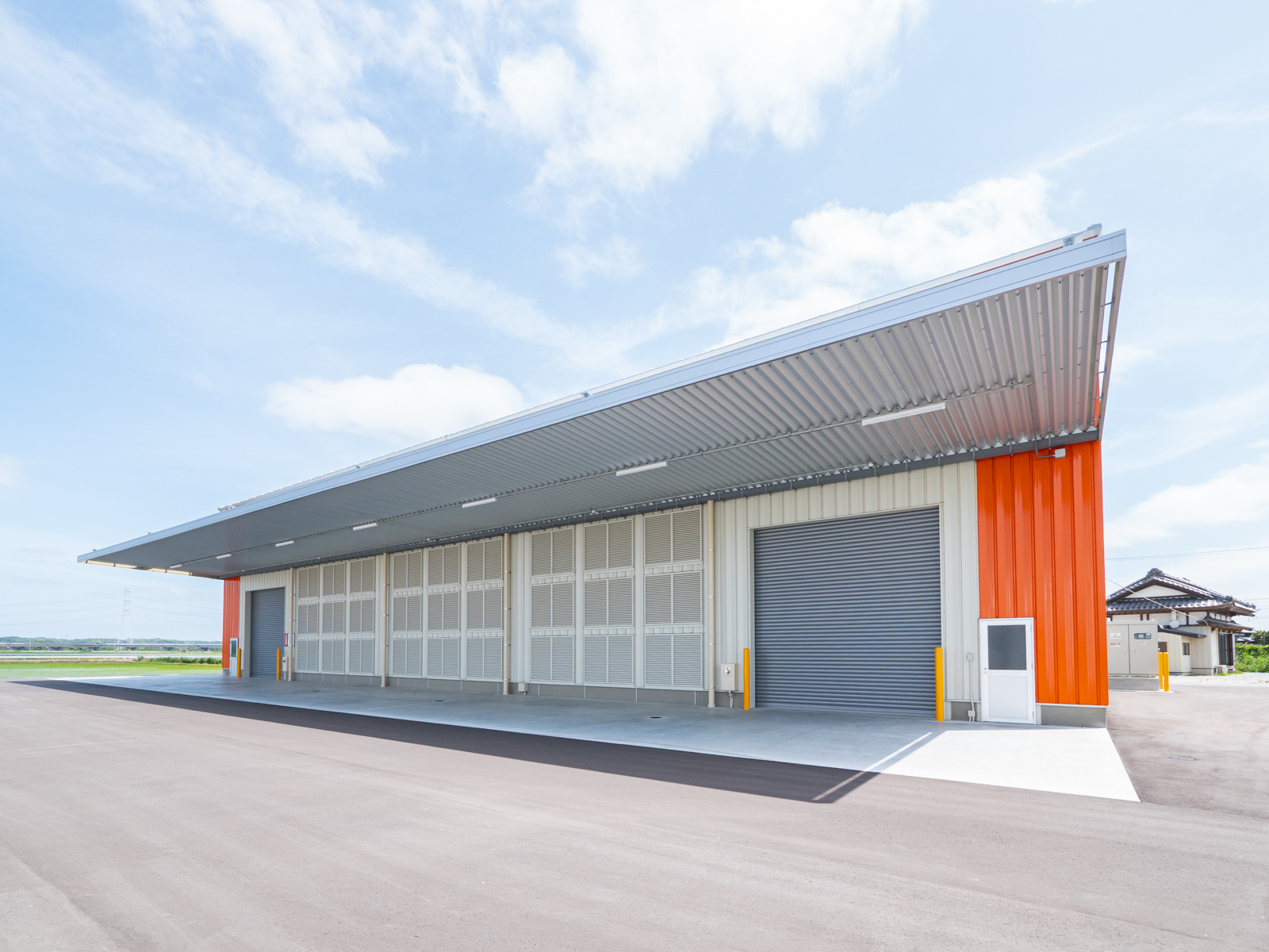 Exterior-5.JPG