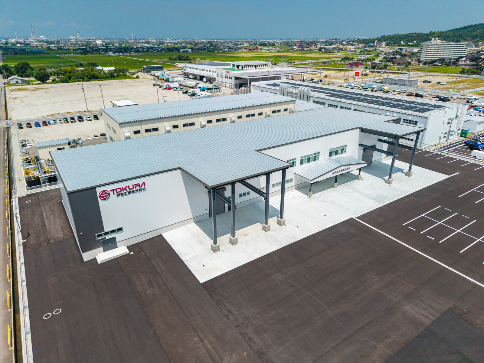 Exterior-1.JPG