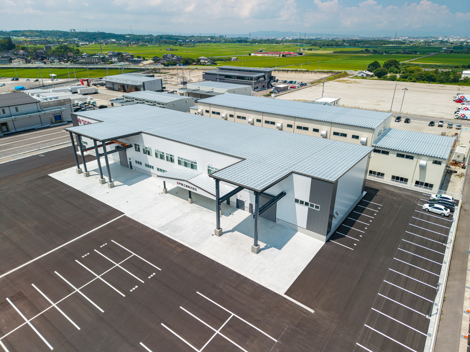Exterior-2.JPG