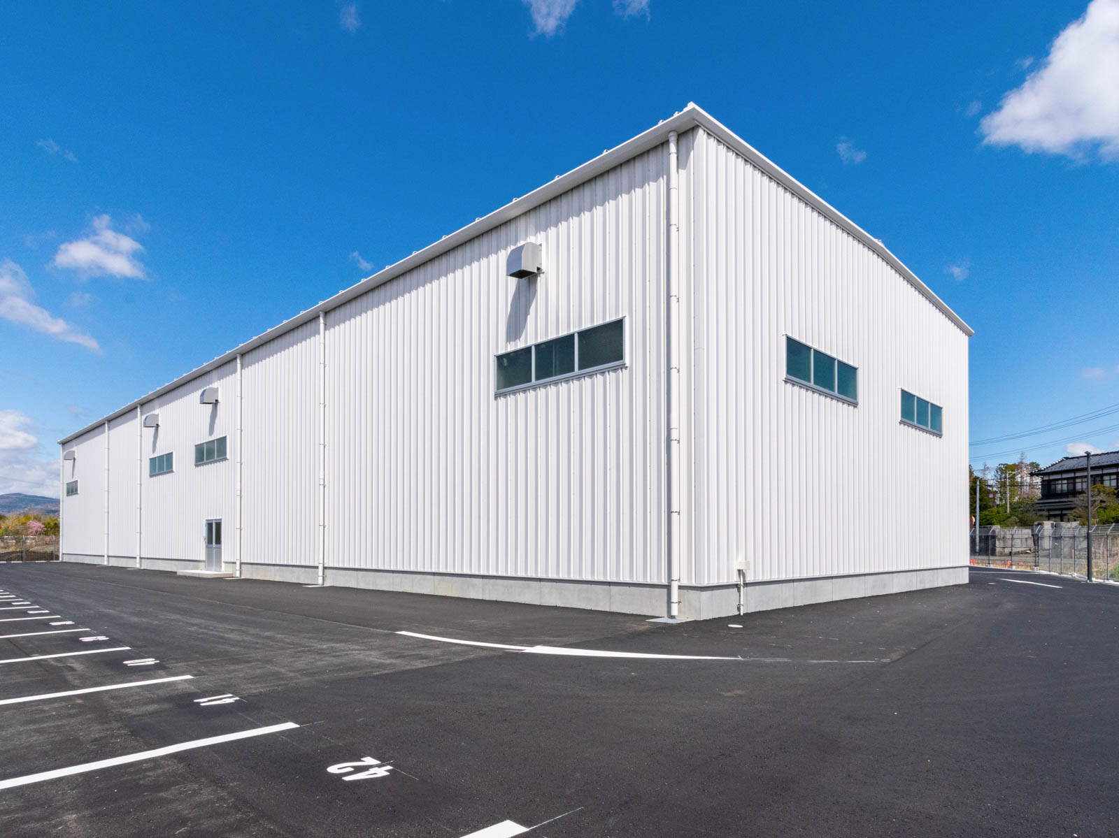 Exterior-5.JPG