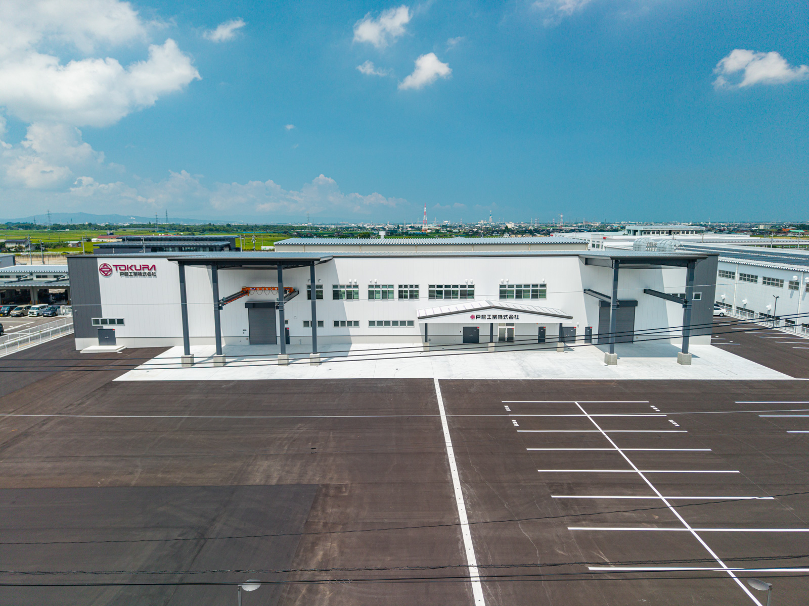 Exterior-4.JPG