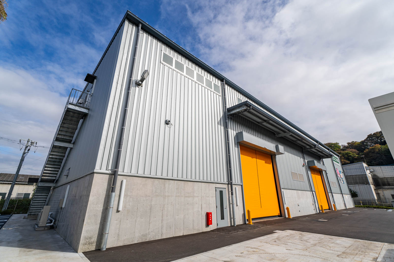 Exterior-5.JPG