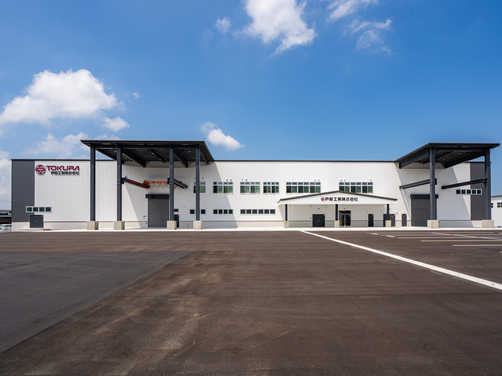 Exterior-4.JPG