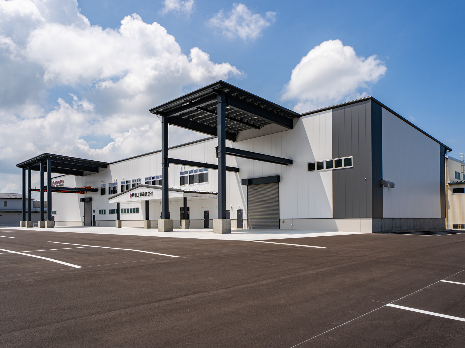 Exterior-5.JPG