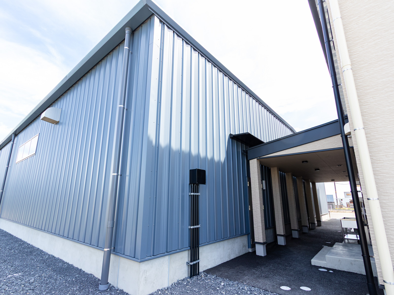 Exterior-5.JPG