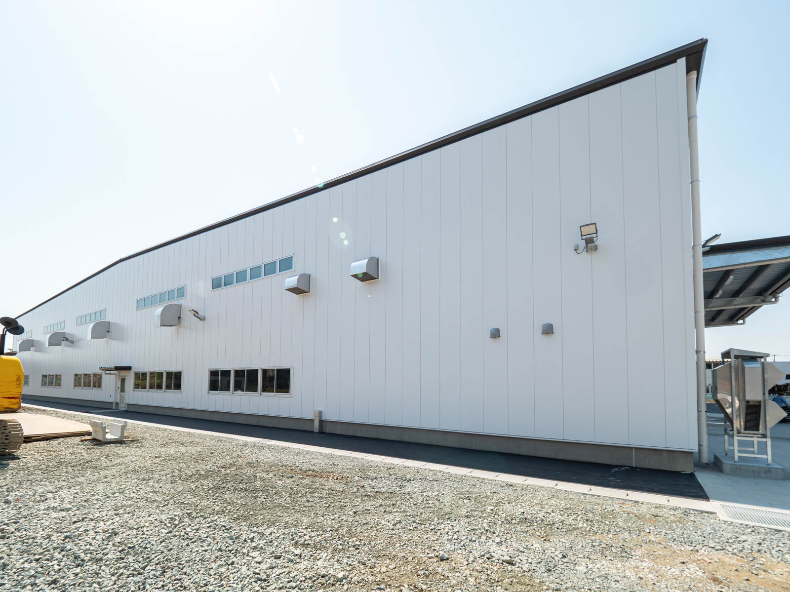 Exterior-5.JPG