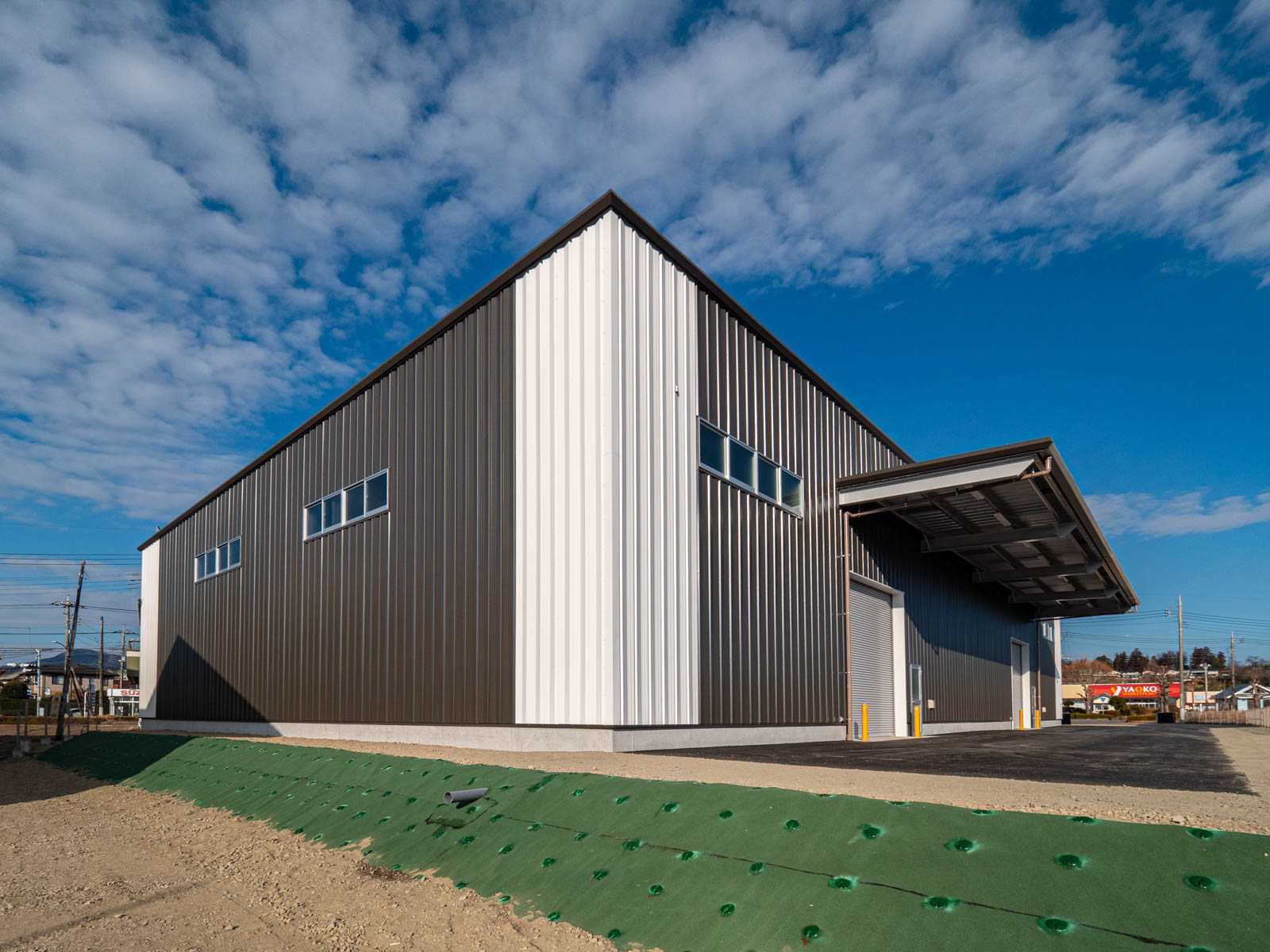 Exterior-5.JPG