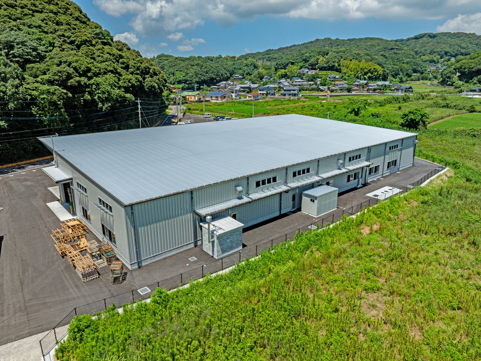 Exterior-3.JPG