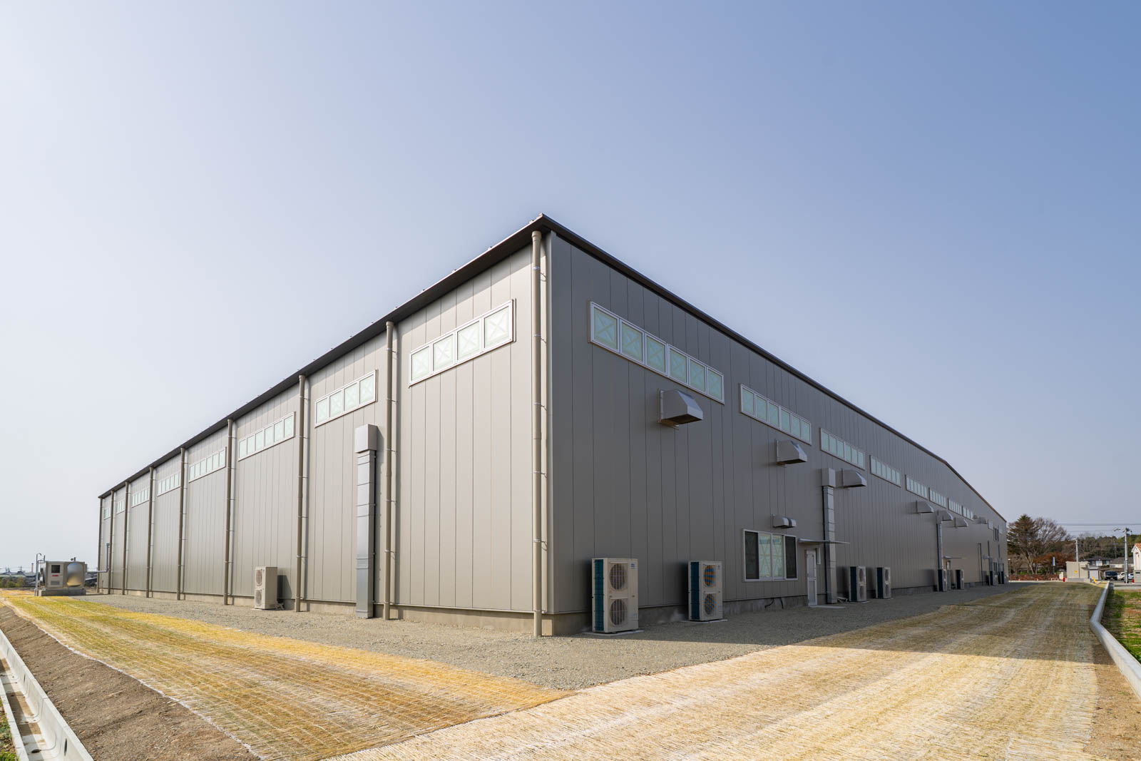 Exterior-5.JPG