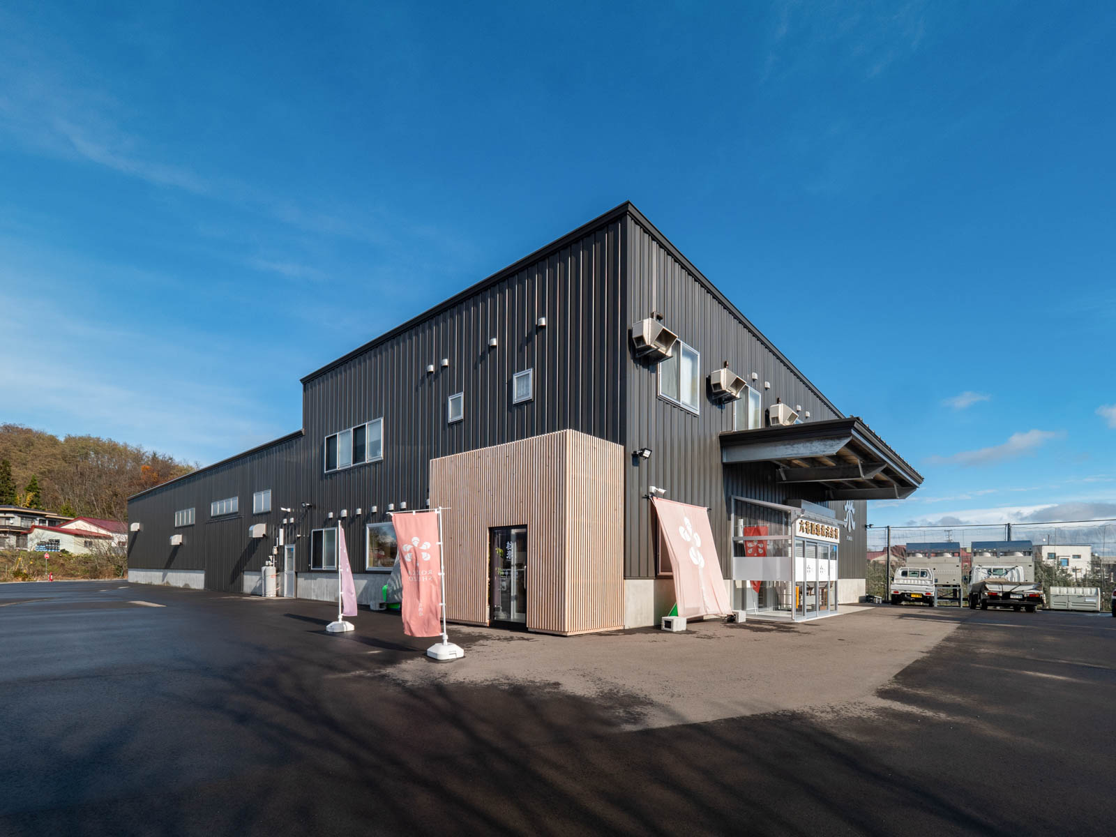 Exterior-5.JPG