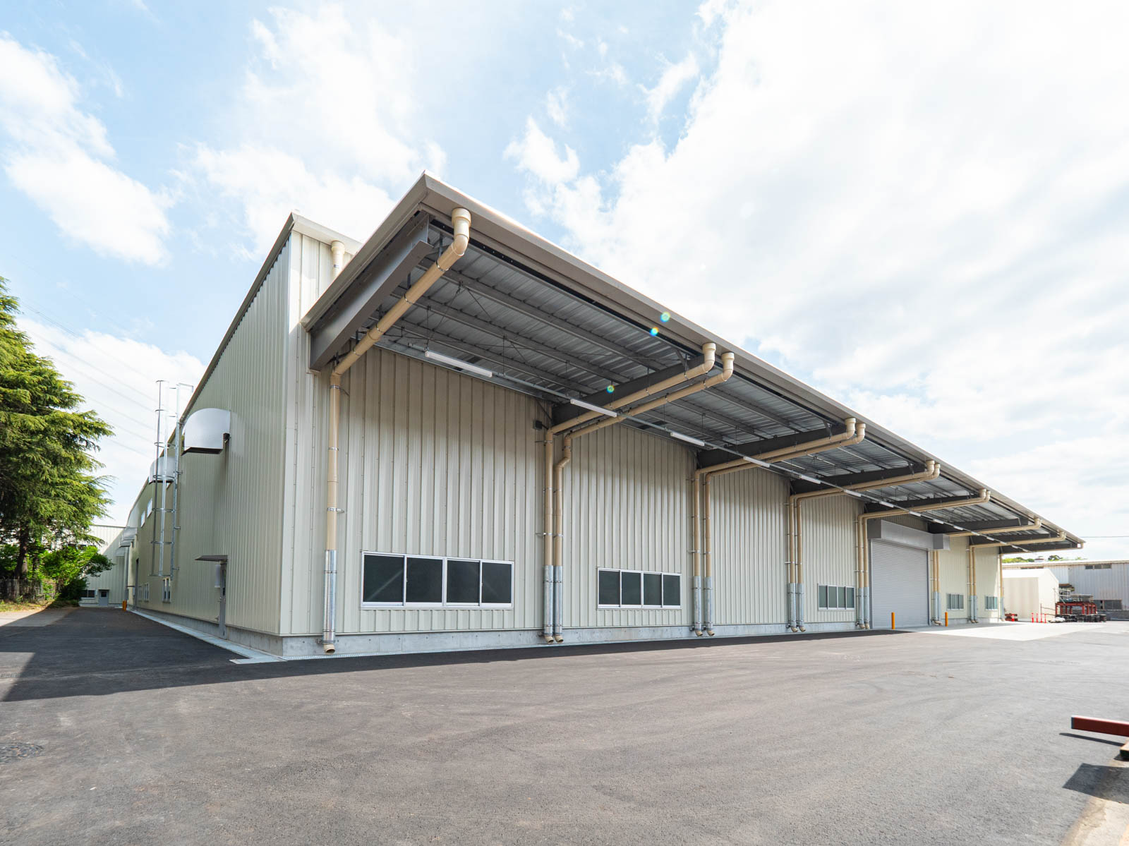 Exterior-4.JPG