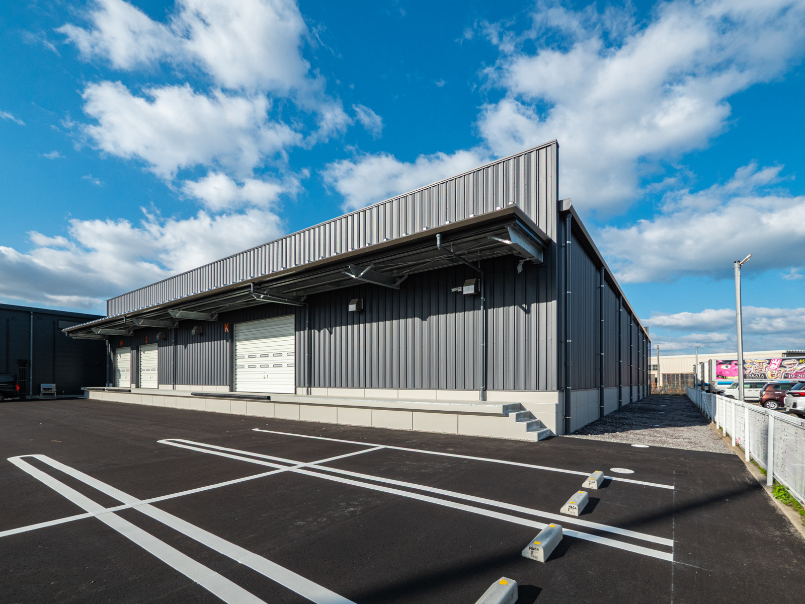 Exterior-5.JPG