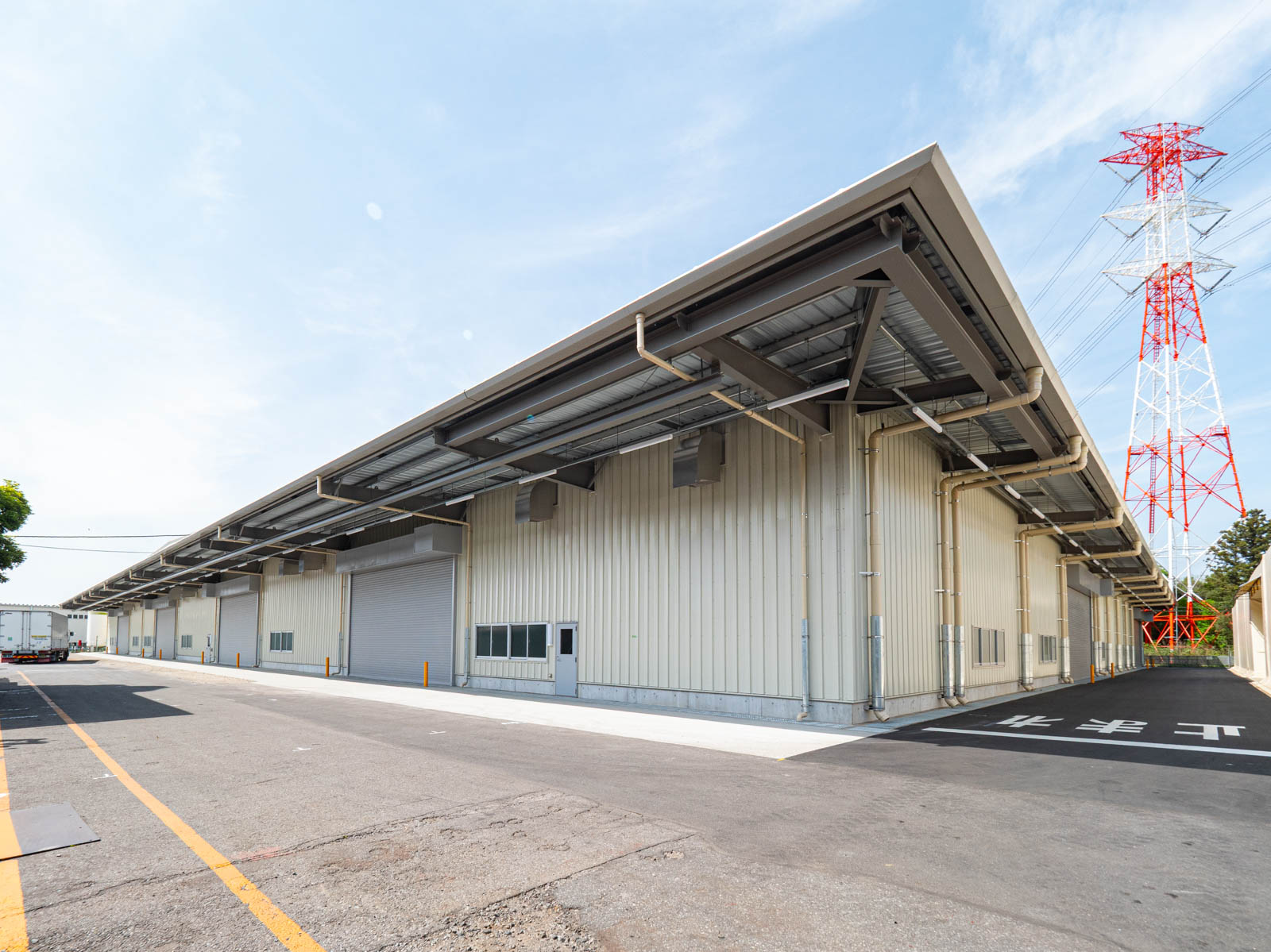 Exterior-5.JPG