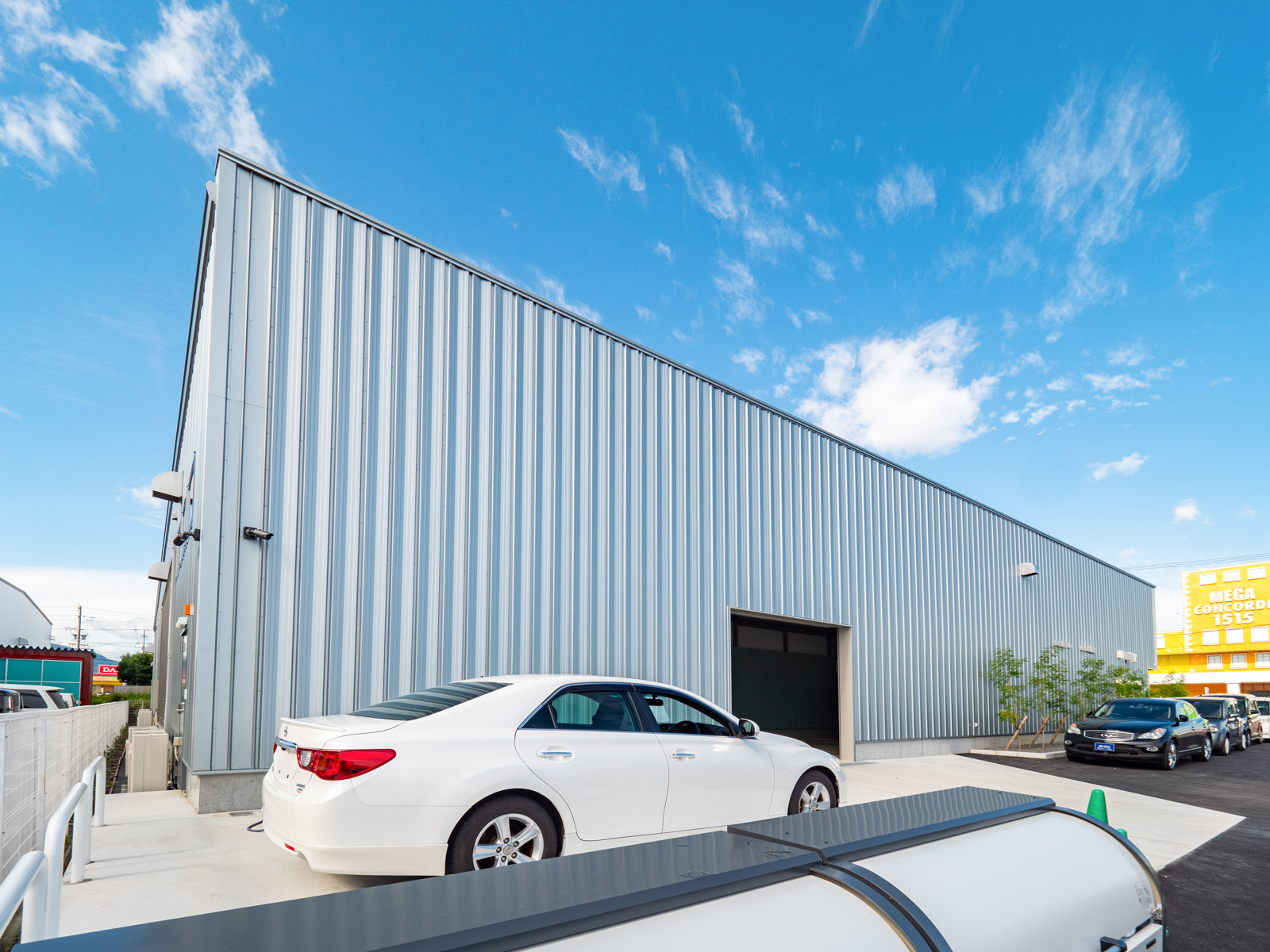 Exterior-5.JPG
