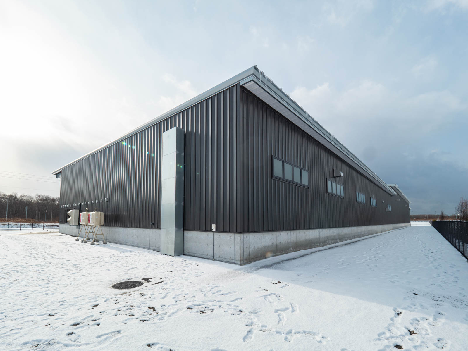 Exterior-5.JPG