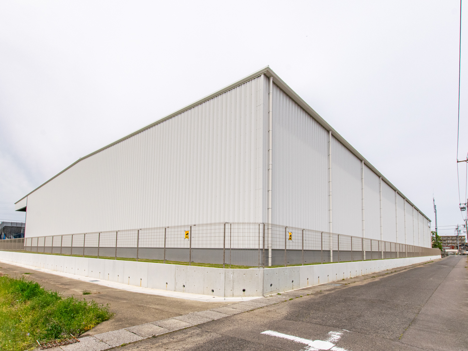 Exterior-3.JPG